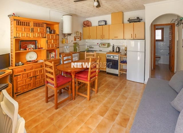 Casa de 2 habitaciones en San Fulgencio en venta - 116.950 € (Ref: 9892962)
