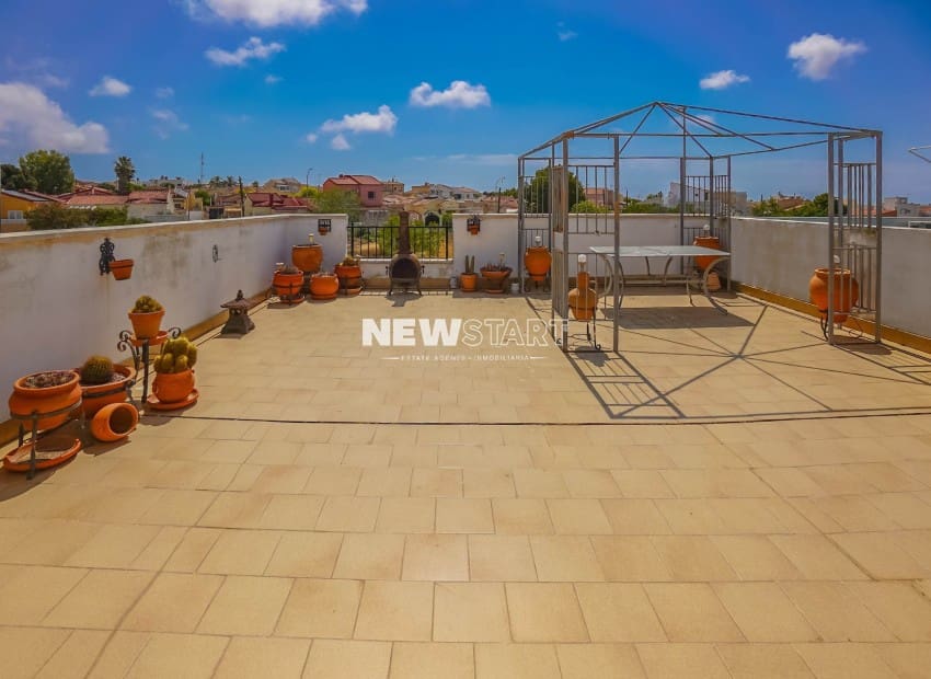 3 soveværelse Semi-Rækkehus til salg i San Fulgencio med swimmingpool - € 185.000 (Ref: 9895268)