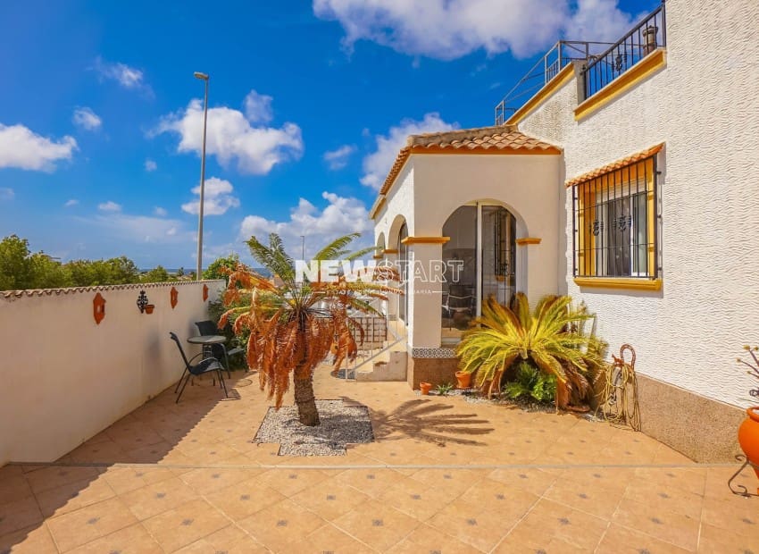 3 soveværelse Semi-Rækkehus til salg i San Fulgencio med swimmingpool - € 185.000 (Ref: 9895268)