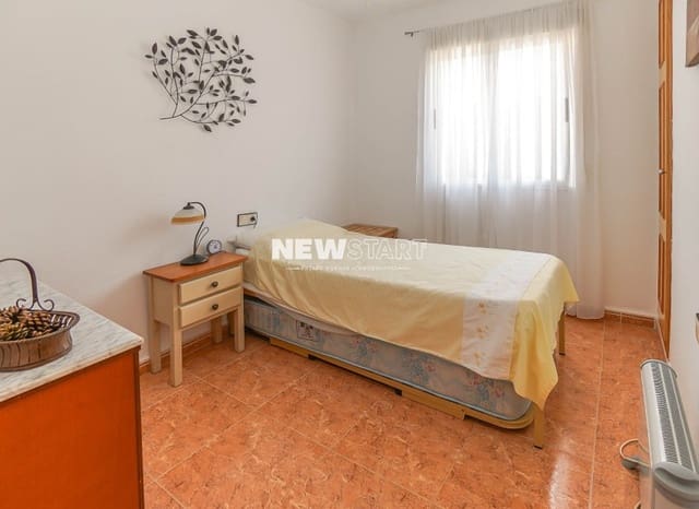 3 soveværelse Semi-Rækkehus til salg i San Fulgencio med swimmingpool - € 185.000 (Ref: 9895268)
