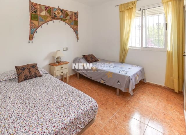 3 soveværelse Semi-Rækkehus til salg i San Fulgencio med swimmingpool - € 185.000 (Ref: 9895268)
