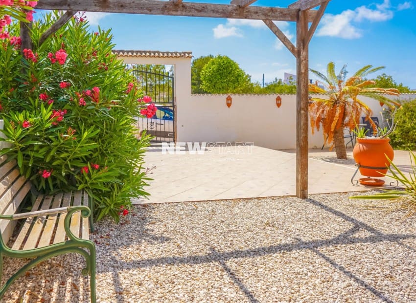 3 soveværelse Semi-Rækkehus til salg i San Fulgencio med swimmingpool - € 185.000 (Ref: 9895268)