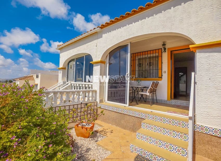 3 soveværelse Semi-Rækkehus til salg i San Fulgencio med swimmingpool - € 185.000 (Ref: 9895268)
