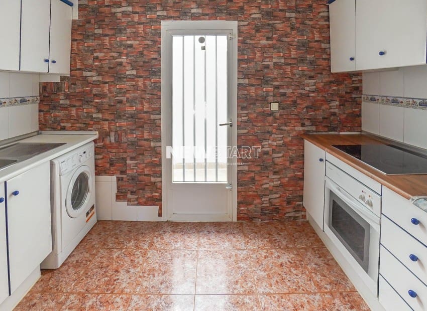 2 sypialnia Apartament na sprzedaż w San Fulgencio z basenem garażem - 118 999 € (Ref: 9902093)