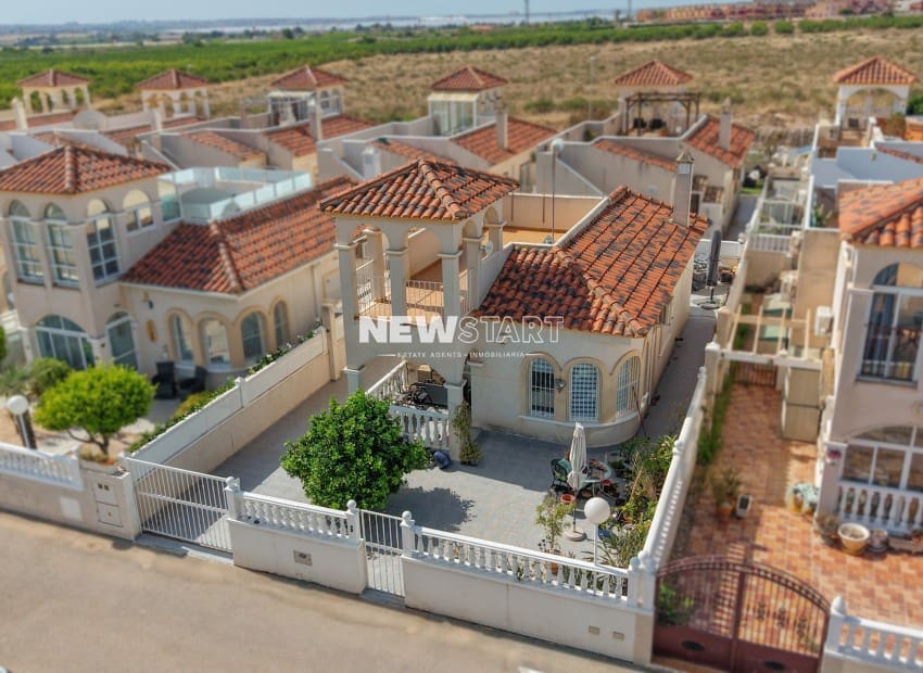 2 soverom Villa til salgs i Algorfa med svømmebasseng - € 225 000 (Ref: 9927890)