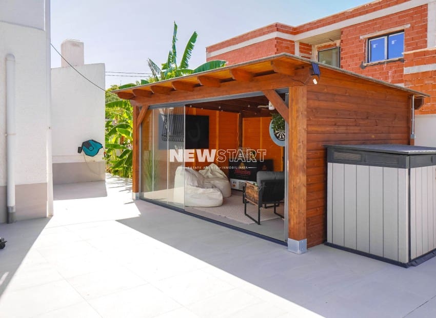 3 sovrum Villa till salu i San Fulgencio med pool - 475 000 € (Ref: 9927891)