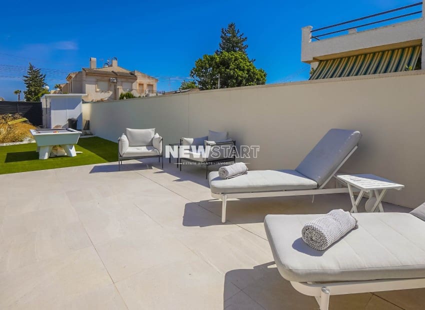 3 sovrum Villa till salu i San Fulgencio med pool - 475 000 € (Ref: 9927891)