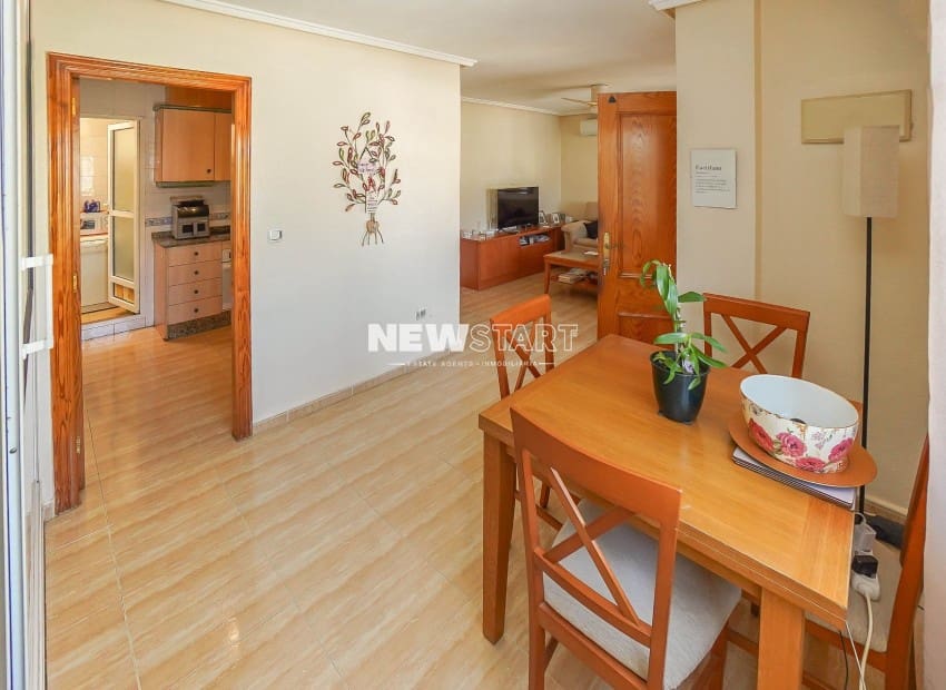 3 sovrum Semi-fristående Villa till salu i Algorfa med pool - 215 000 € (Ref: 9944338)