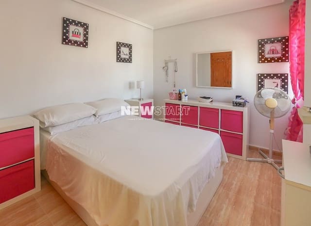 3 sovrum Semi-fristående Villa till salu i Algorfa med pool - 215 000 € (Ref: 9944338)