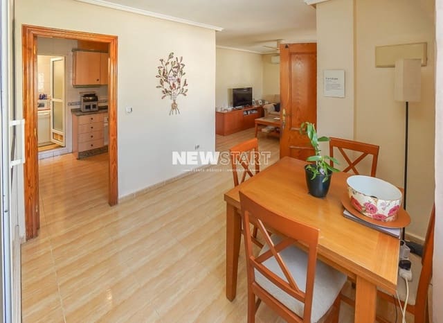 3 sovrum Semi-fristående Villa till salu i Algorfa med pool - 215 000 € (Ref: 9944338)