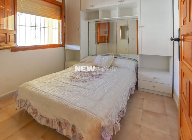 1 quarto Bungalow para venda em San Fulgencio com garagem - 85 000 € (Ref: 9953224)