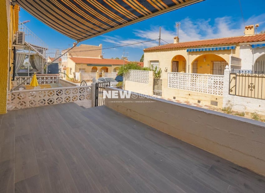 1 Zimmer Bungalow zu verkaufen in San Fulgencio mit Garage - 85.000 € (Ref: 9953224)