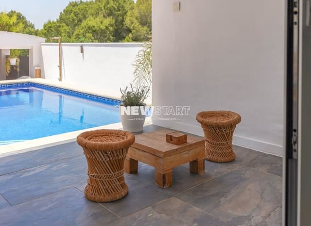 4 Zimmer Villa zu verkaufen in San Fulgencio mit Pool - 365.000 € (Ref: 9958414)