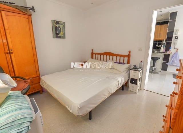 3 Zimmer Villa zu verkaufen in La Marina, Elche / Elx mit Pool Garage - 260.000 € (Ref: 9965678)