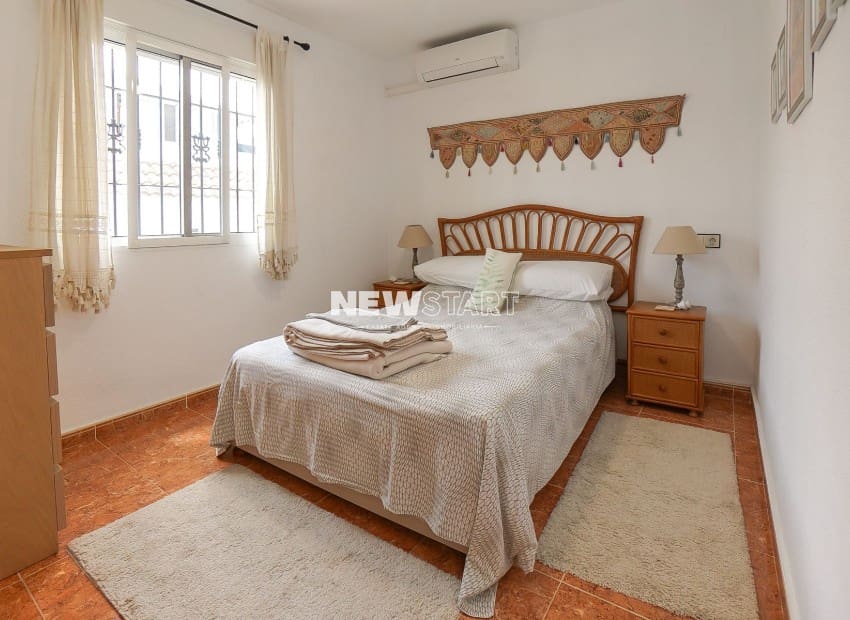 2 sypialnia Dom blizniak na sprzedaż w San Fulgencio z basenem - 185 000 € (Ref: 9984227)