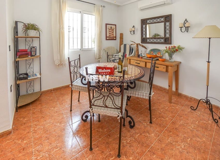 2 sypialnia Dom blizniak na sprzedaż w San Fulgencio z basenem - 185 000 € (Ref: 9984227)