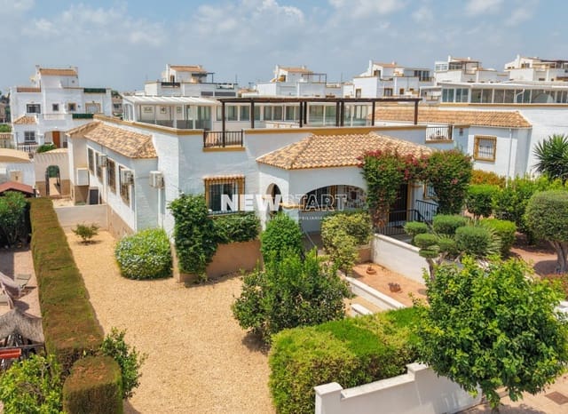 Pareado de 2 habitaciones en San Fulgencio en venta con piscina - 185.000 € (Ref: 9984227)