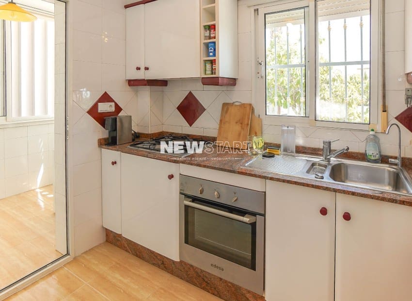3 soverom Villa til salgs i La Marina med svømmebasseng - € 219 995 (Ref: 9989857)
