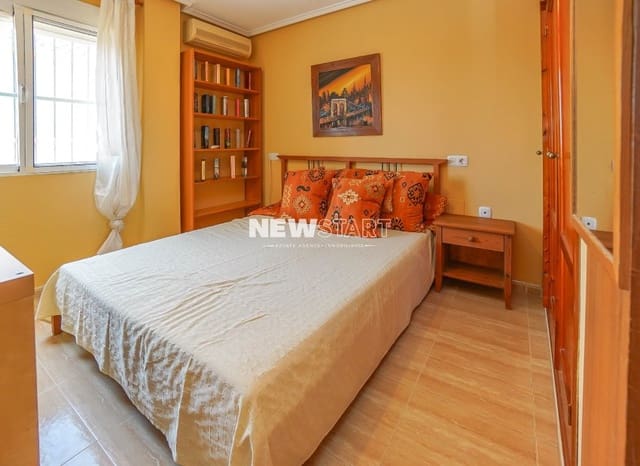 3 soverom Villa til salgs i La Marina, Elche / Elx med svømmebasseng - € 219 995 (Ref: 9989857)