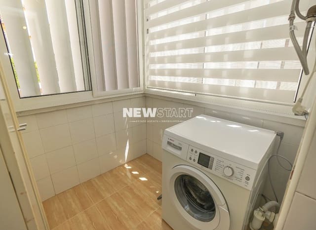 3 soverom Villa til salgs i La Marina, Elche / Elx med svømmebasseng - € 219 995 (Ref: 9989857)