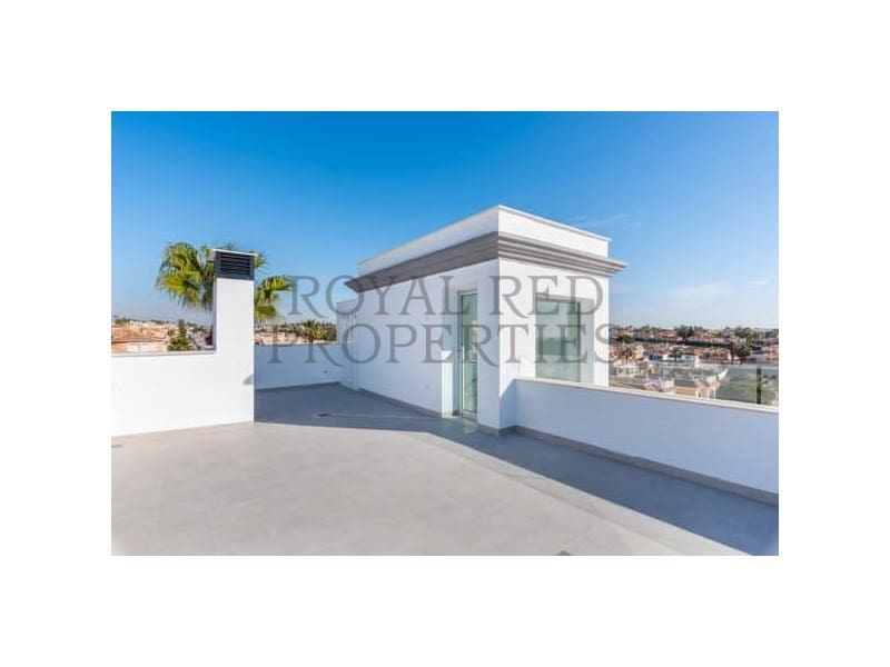 4 bedroom Villa for sale in Rojales - € 985,000 (Ref: 9253811)