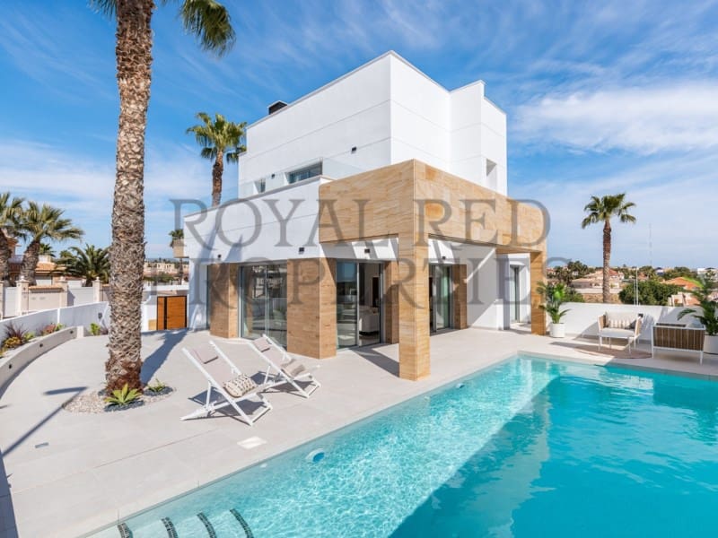 4 bedroom Villa for sale in Rojales - € 985,000 (Ref: 9253811)