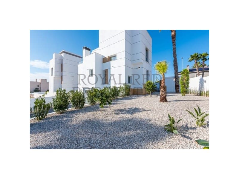 4 bedroom Villa for sale in Rojales - € 985,000 (Ref: 9253811)