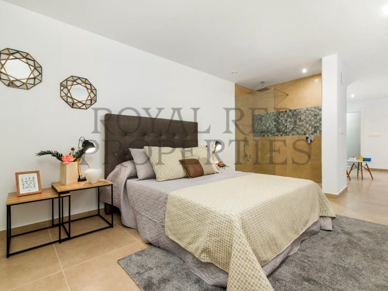 3 bedroom Villa for sale in Rojales with pool - € 283,900 (Ref: 9262875)