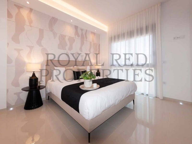 3 bedroom Villa for sale in Rojales - € 871,162 (Ref: 9262878)