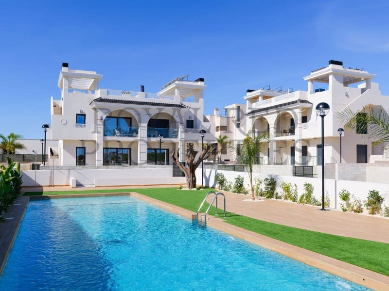 2 bedroom Apartment for sale in Rojales - € 340,500 (Ref: 9262879)