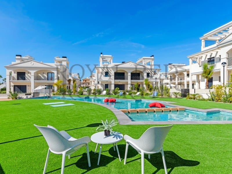 2 bedroom Apartment for sale in Rojales - € 310,500 (Ref: 9262880)