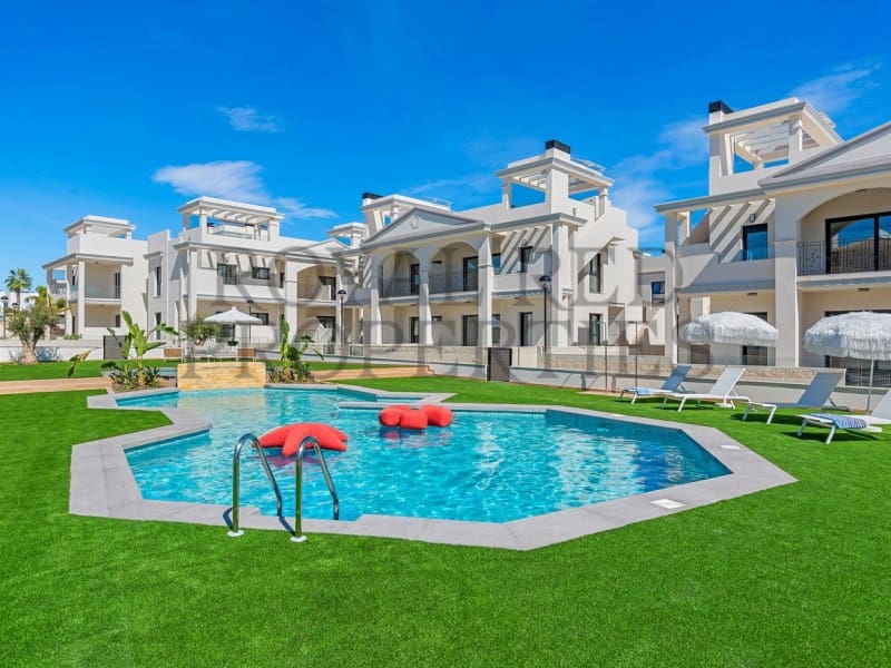 2 bedroom Apartment for sale in Rojales - € 310,500 (Ref: 9262880)