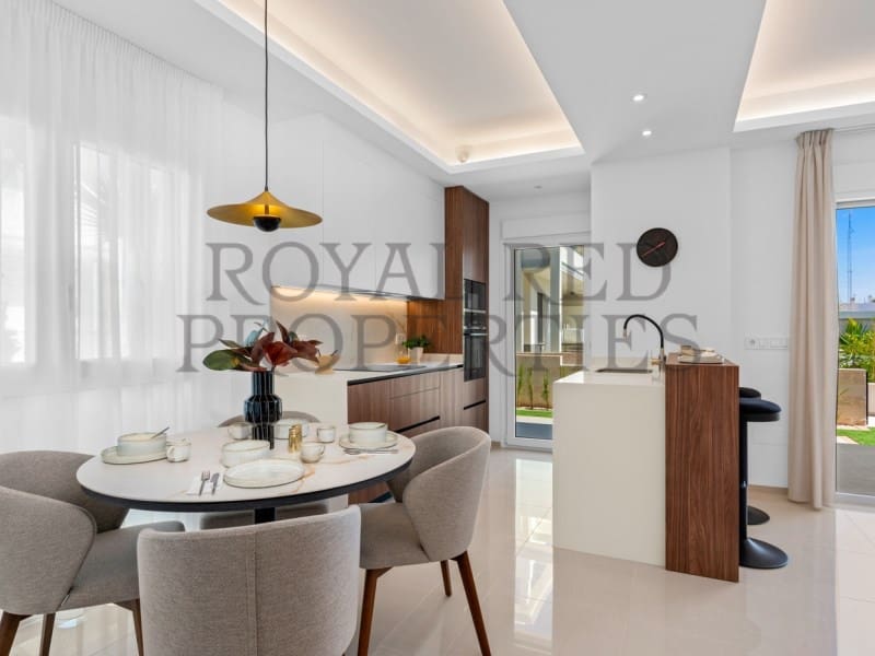 2 bedroom Apartment for sale in Rojales - € 310,500 (Ref: 9262880)