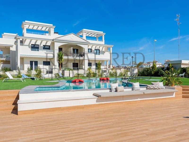 2 bedroom Apartment for sale in Rojales - € 310,500 (Ref: 9262880)