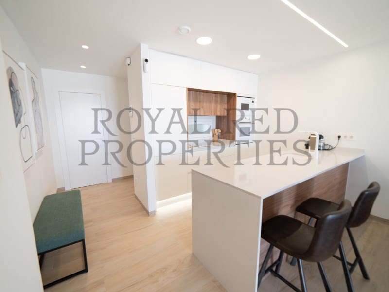 2 Zimmer Apartment zu verkaufen in El Raso mit Garage - 266.000 € (Ref: 9262881)