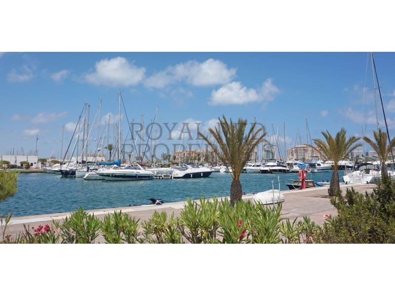 2 Zimmer Apartment zu verkaufen in La Manga del Mar Menor mit Garage - 288.000 € (Ref: 9262883)