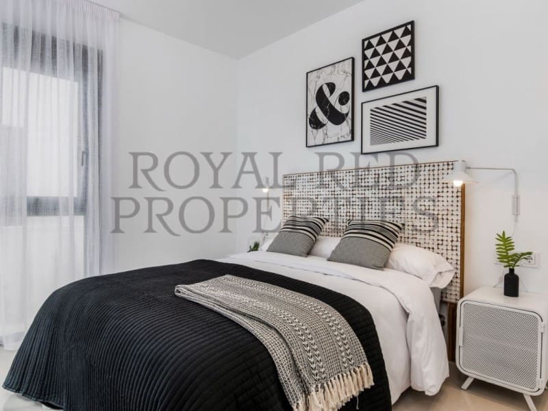 4 bedroom Villa for sale in Rojales - € 801,810 (Ref: 9262885)