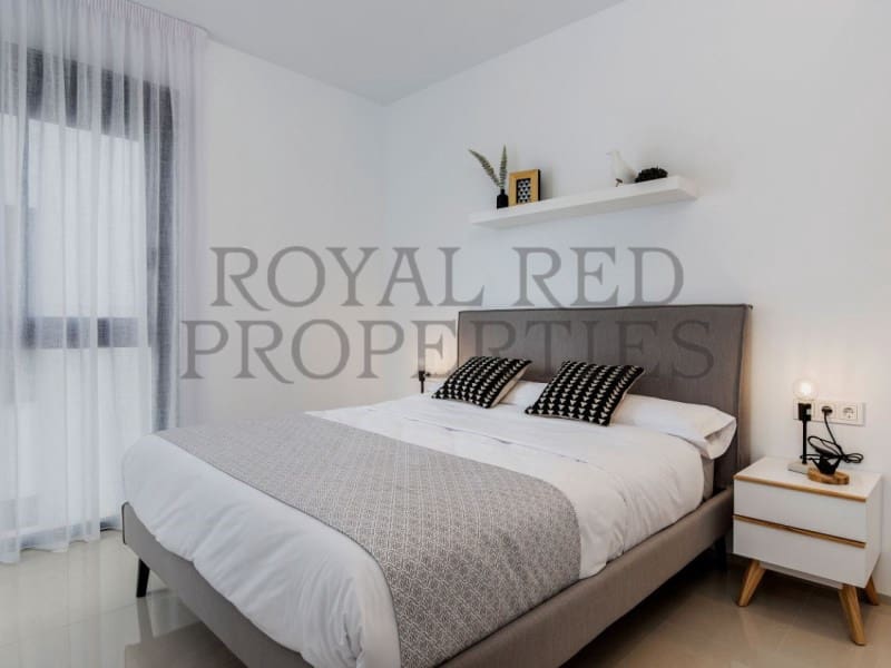 4 bedroom Villa for sale in Rojales - € 801,810 (Ref: 9262885)