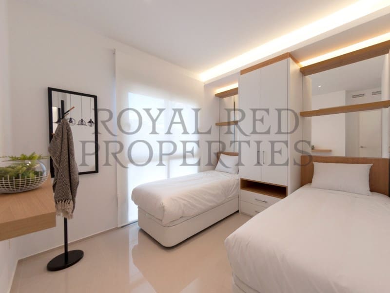 3 makuuhuone Huoneisto myytävänä paikassa Rojales - 334 000 € (Ref: 9262891)