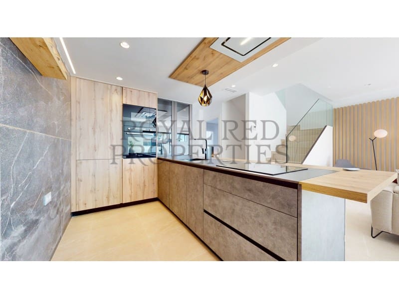 4 bedroom Semi-detached Villa for sale in Algorfa - € 350,000 (Ref: 9282460)