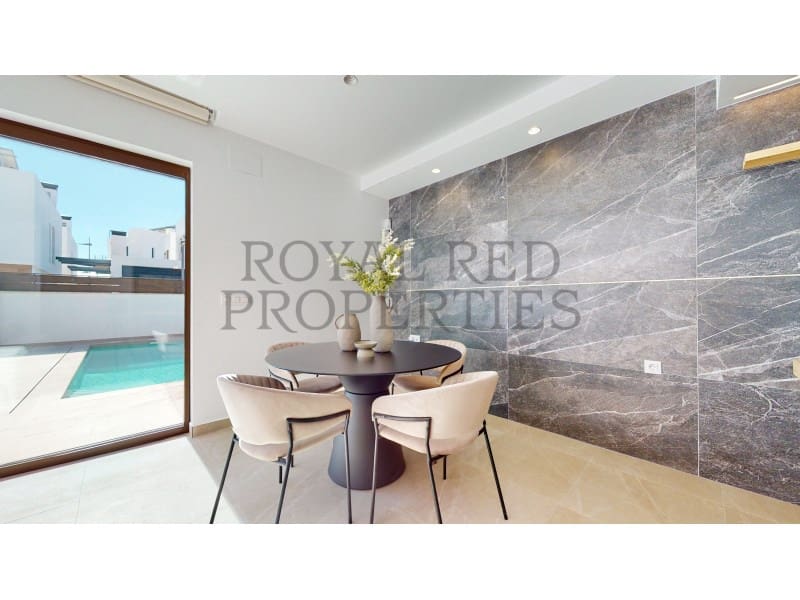 4 bedroom Semi-detached Villa for sale in Algorfa - € 350,000 (Ref: 9282460)