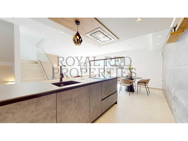 4 bedroom Semi-detached Villa for sale in Algorfa - € 350,000 (Ref: 9282460)