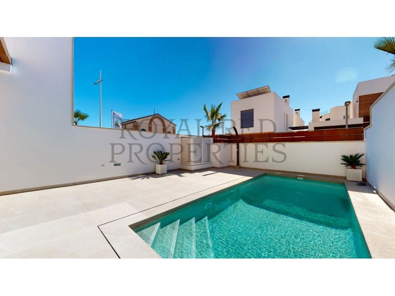 4 bedroom Semi-detached Villa for sale in Algorfa - € 350,000 (Ref: 9282460)