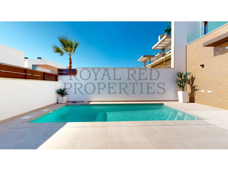 4 bedroom Semi-detached Villa for sale in Algorfa - € 350,000 (Ref: 9282460)