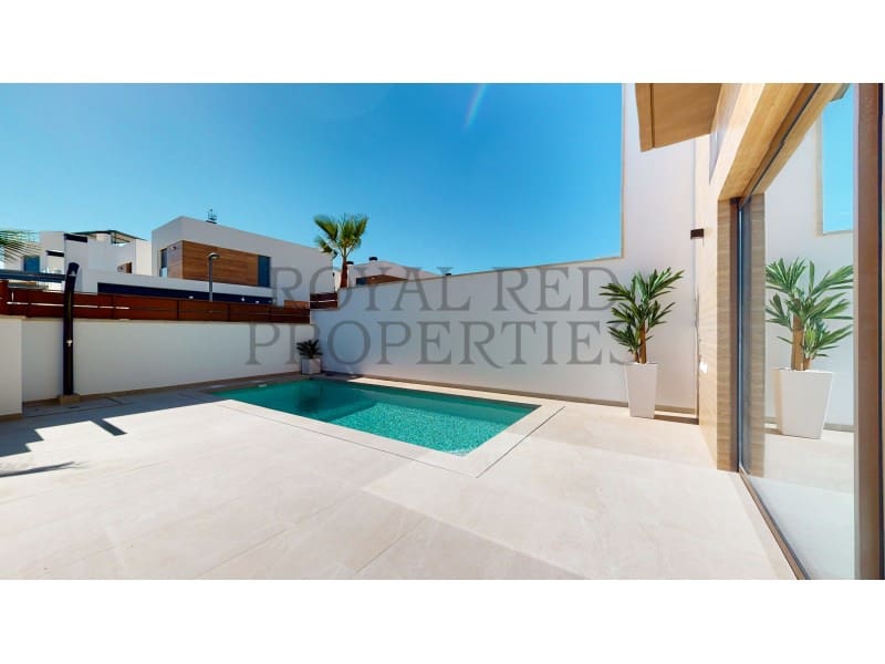 4 bedroom Semi-detached Villa for sale in Algorfa - € 350,000 (Ref: 9282460)