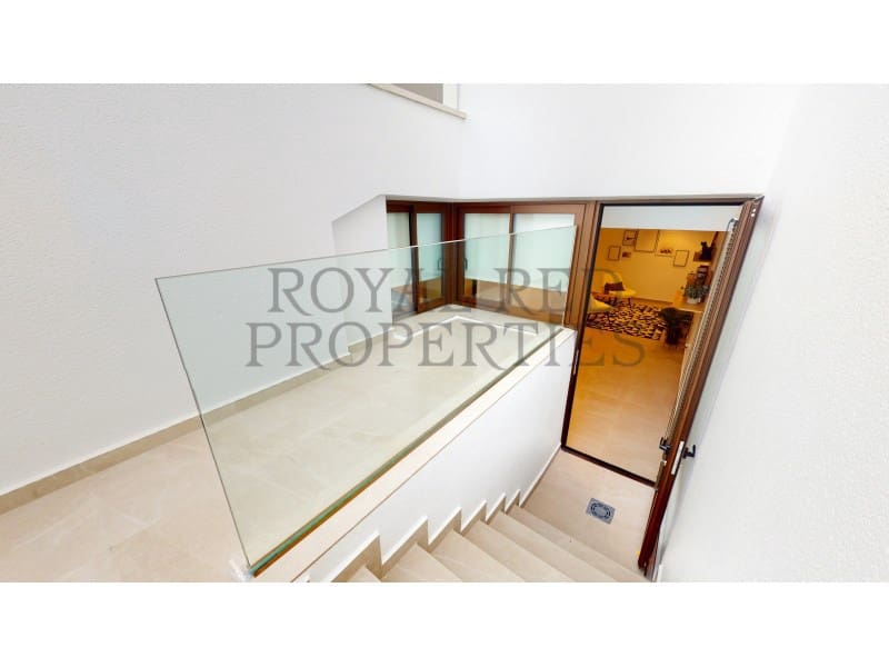 4 bedroom Semi-detached Villa for sale in Algorfa - € 350,000 (Ref: 9282460)