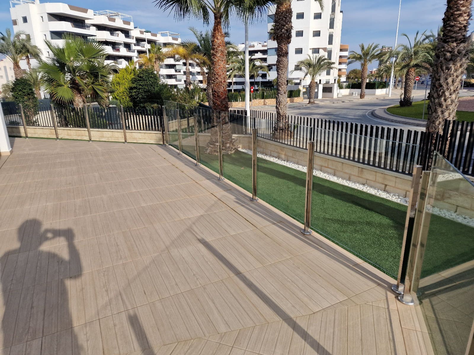 Apartamento Playa de 2 habitaciones en Arenales del Sol en alquiler con piscina garaje - 1.450 € (Ref: 9525052)