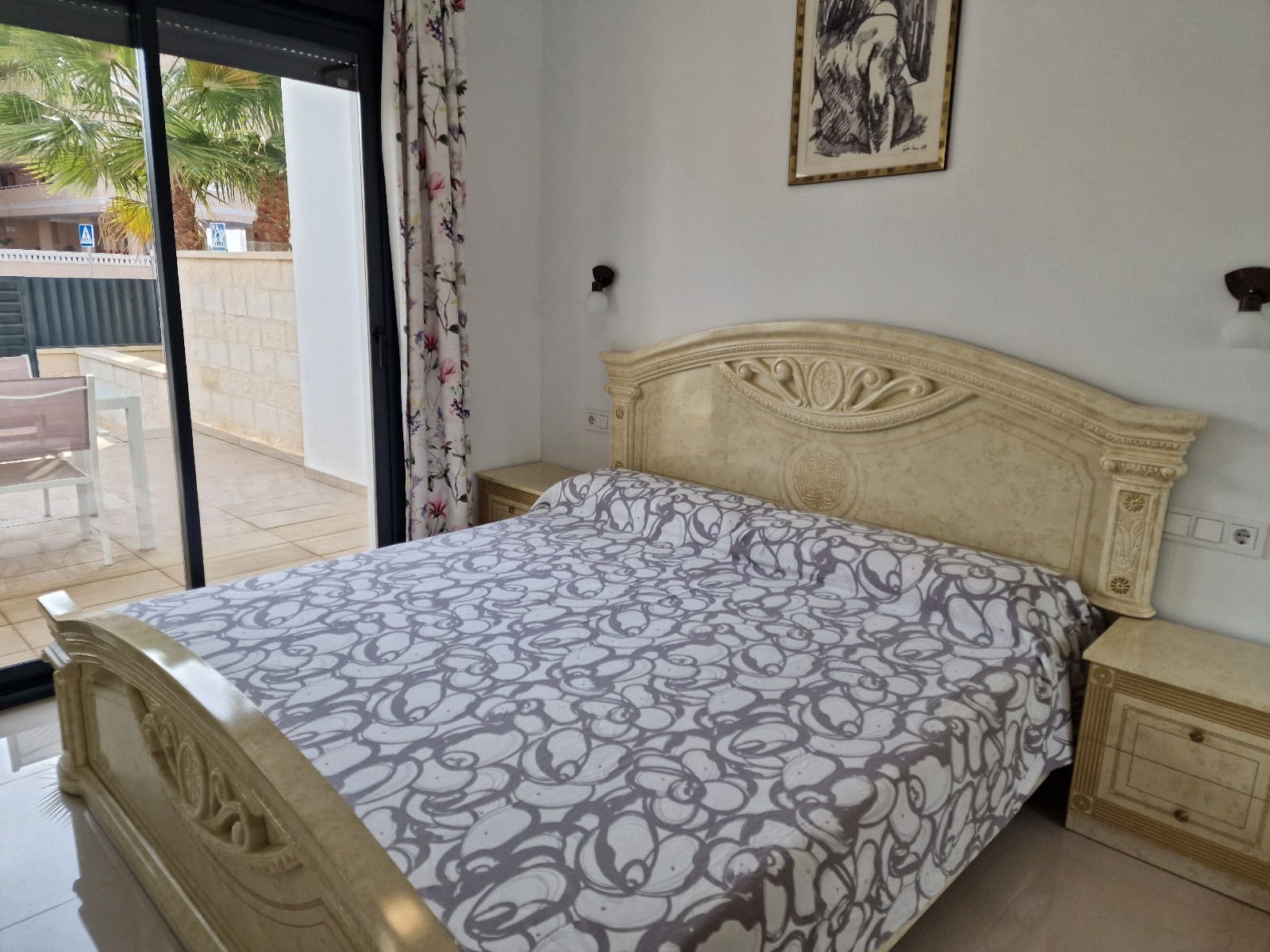 Apartamento Playa de 2 habitaciones en Arenales del Sol en alquiler con piscina garaje - 1.450 € (Ref: 9525052)