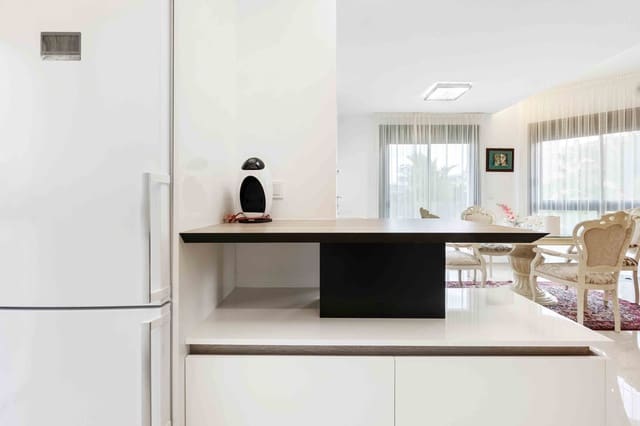 2 soveværelse Penthouse til leje i Arenales del Sol, Elche / Elx med swimmingpool - € 1.450 (Ref: 9525069)