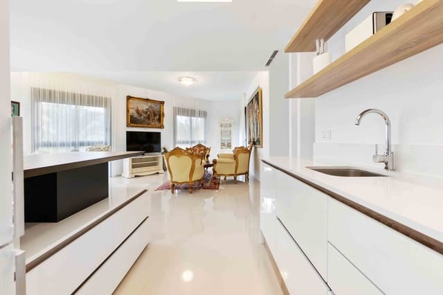 2 soveværelse Penthouse til leje i Arenales del Sol, Elche / Elx med swimmingpool - € 1.450 (Ref: 9525069)